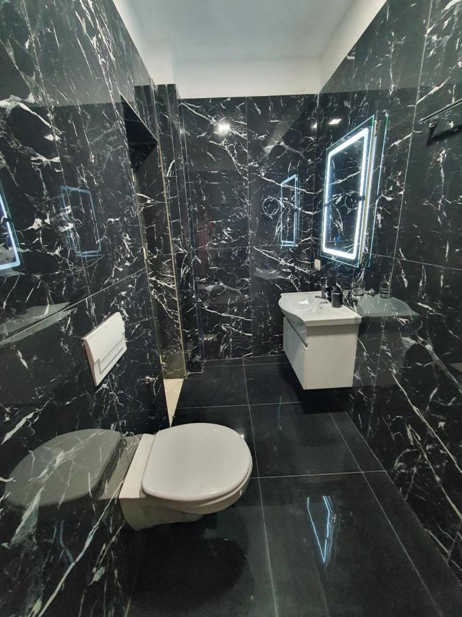 Villa Mehmeti Sarandë 외부 사진